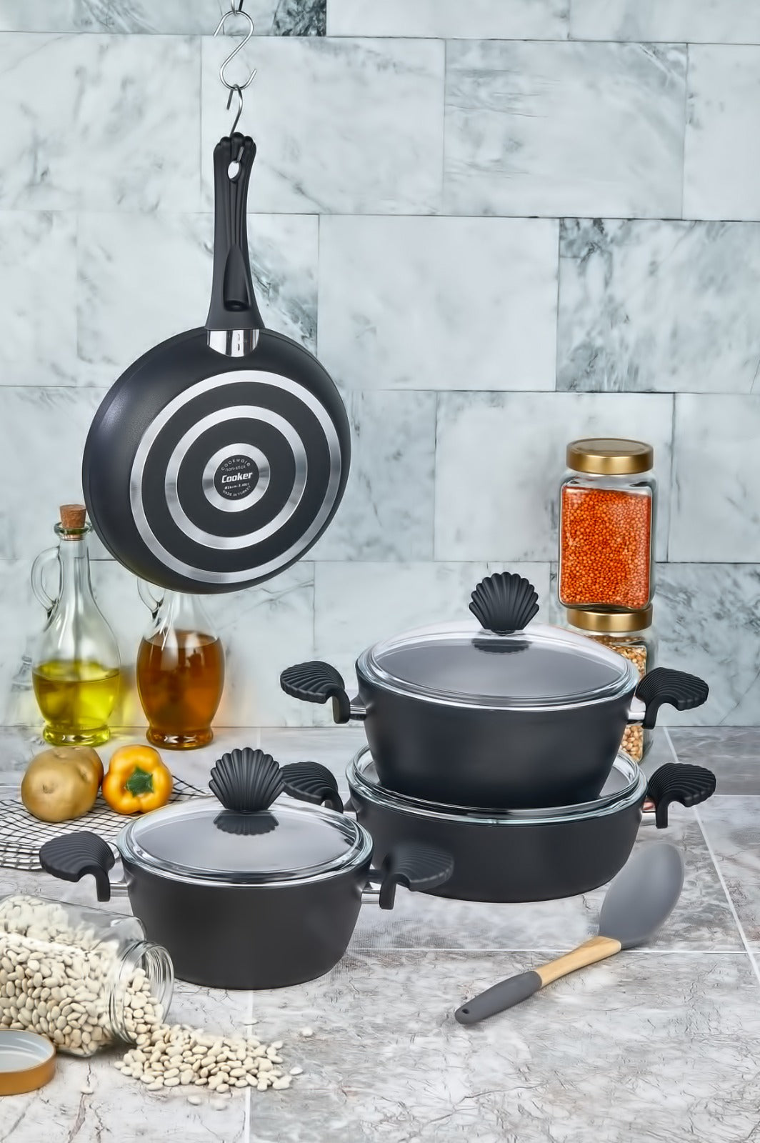 Black Titanium Cookware Set with Seashell Handles 7 Piece