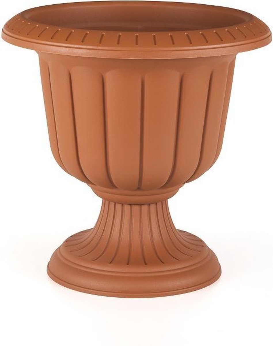 Medium Outdoor Planter 27 QT